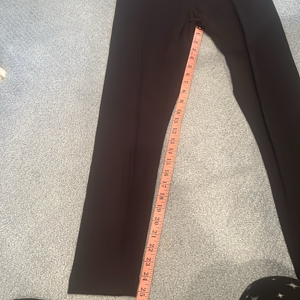 Old Navy leggings straight leg Black NWT - Picture 9 of 10